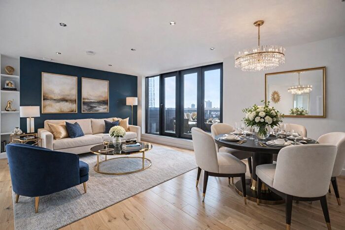 2 Bedroom Flat For Sale In Taylor Place, London, E3