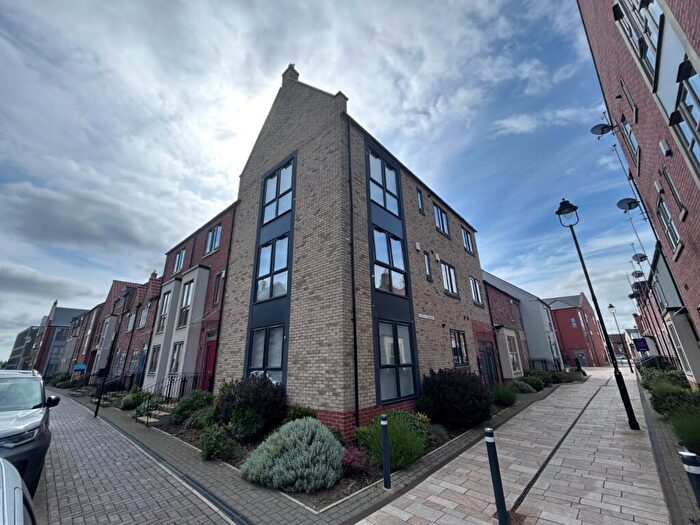 2 Bedroom Flat To Rent In Scotts Square, Hull, HU1