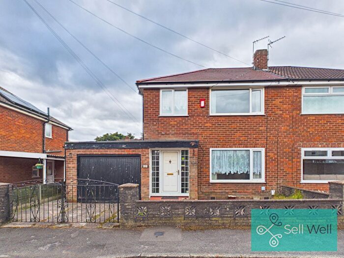3 Bedroom Semi-Detached House For Sale In Manchester Road, Swinton, Manchester, M27