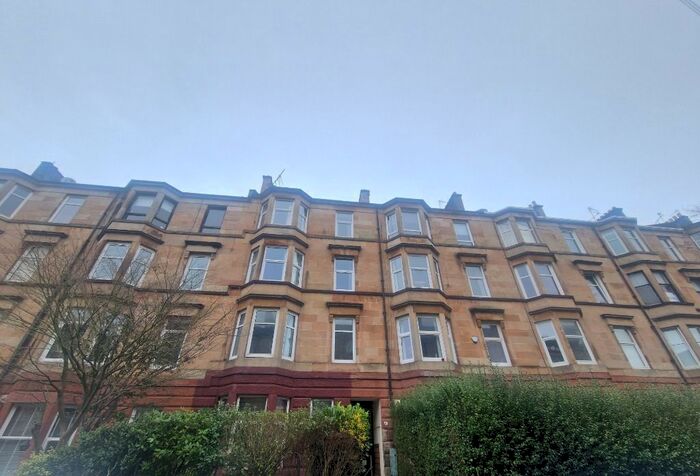 2 Bedroom Flat To Rent In Lawrence Street, Hillhead, Glasgow, G11