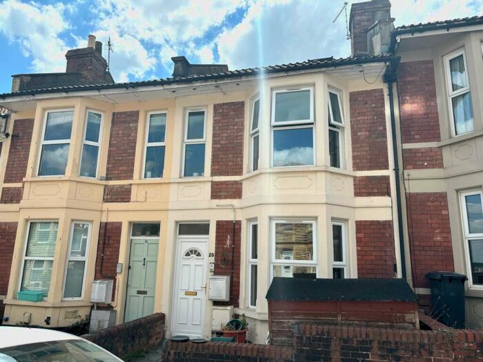 1 Bedroom Flat To Rent In Doone Road, Horfield, Bristol, BS7