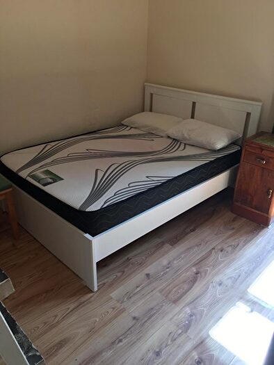 Studio To Rent In Callcott Road, London, NW6