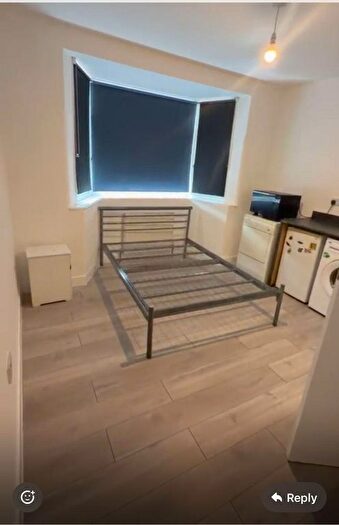1 Bedroom Studio To Rent In Crowlands Avenue, Romford, RM7