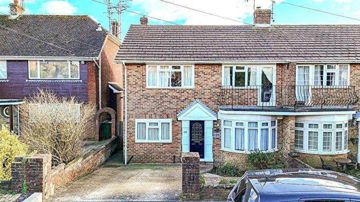 3 Bedroom Semi-Detached House For Sale In Fairlight Road, Hastings, TN35