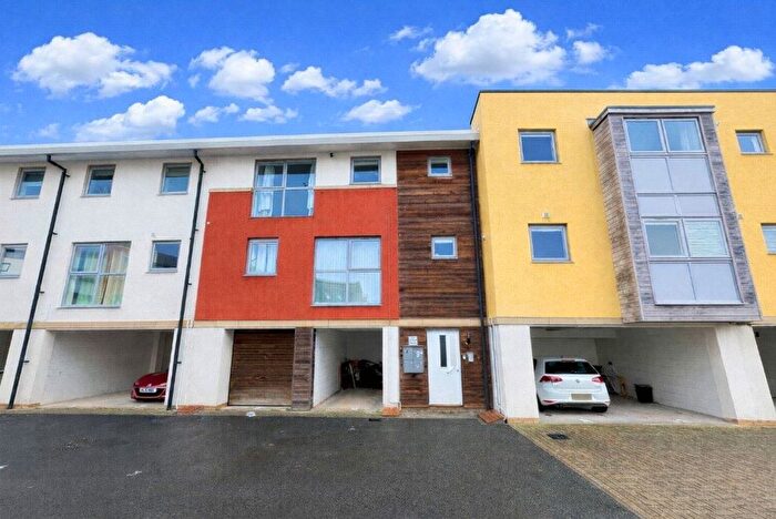 1 Bedroom Flat To Rent In Merchant Square, Portishead, BS20