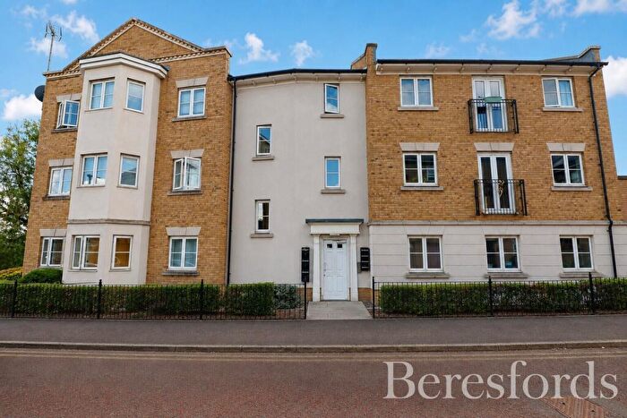 2 Bedroom Apartment For Sale In Propelair Way, Colchester, CO4