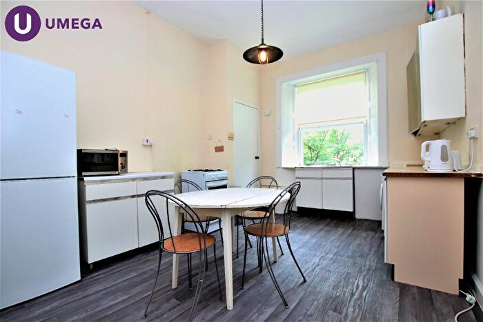 2 Bedroom Apartment To Rent In Brougham Place, Tollcross, Edinburgh, EH3