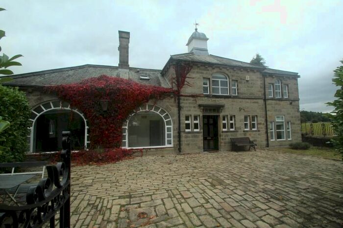 3 Bedroom Detached House To Rent In Otley Road, Beckwithshaw, HG3