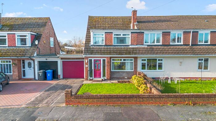 3 Bedroom Semi-Detached House For Sale In Thetford Road, Great Sankey, WA5