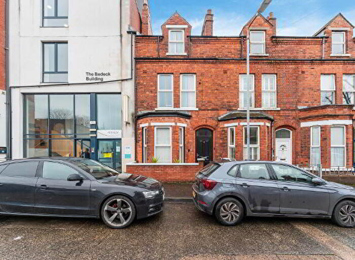 4 Bedroom End Of Terrace House For Sale In Adelaide Avenue, Belfast, BT9