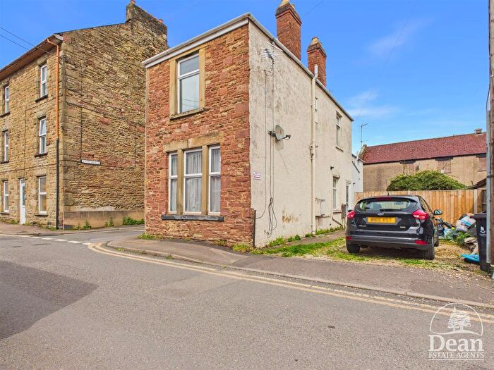 2 Bedroom Semi Detached House For Sale In Regent Street, Lydney, GL15