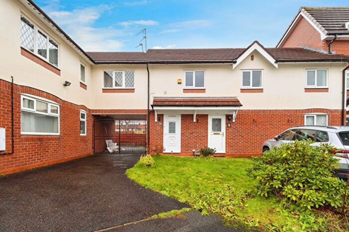 2 Bedroom Flat For Sale In Danebank Mews, Denton, Manchester, Greater Manchester, M34