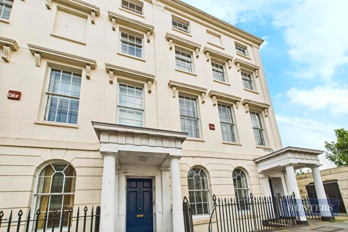2 Bedroom Flat For Sale In Portland Terrace, Southampton, SO14