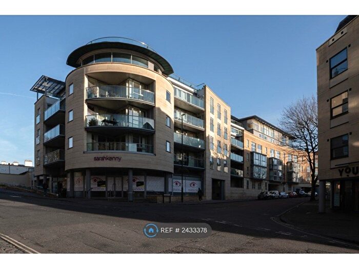 1 Bedroom Flat To Rent In Contemporis Northside, Bristol, BS8