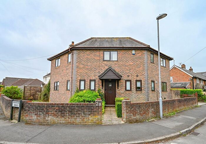 3 Bedroom Detached House For Sale In Parmiter Drive, Wimborne, BH21