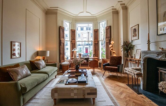 1 Bedroom Flat To Rent In Sutherland Avenue, London, W9