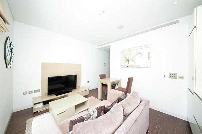 1 Bedroom Flat To Rent In Marconi House, Strand, London, WC2R