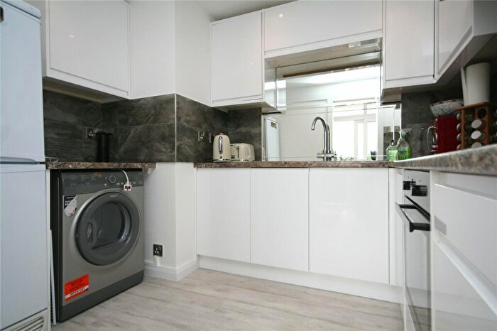 2 Bedroom Apartment To Rent In Mayfield House, Lansdown Road, Cheltenham, Gloucestershire, GL50