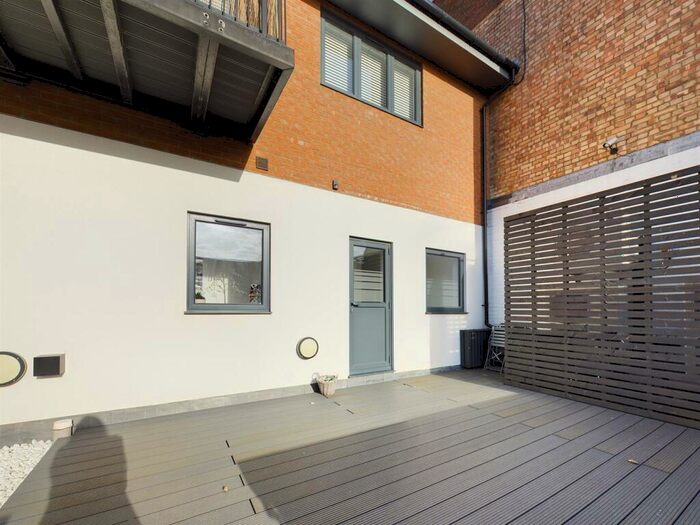 1 Bedroom Flat To Rent In Flat York House, Hermitage Road, Hitchin, SG5