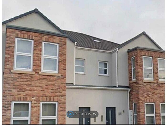 2 Bedroom Flat To Rent In Princes Road, Cleethorpes, DN35
