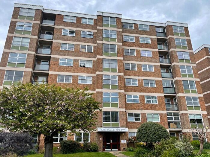 2 Bedroom Flat To Rent In Mandalay Court, London Road, Patcham, Brighton, BN1