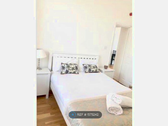 2 Bedroom Flat To Rent In Danbury, London, N1