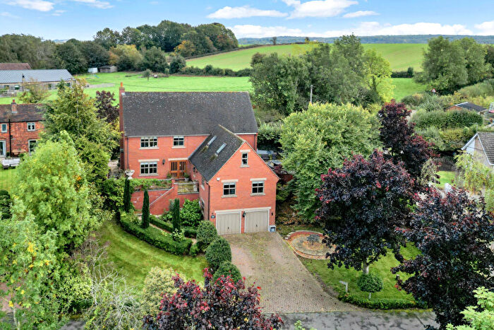 5 Bedroom Detached House For Sale In Main Street, Osgathorpe, LE12