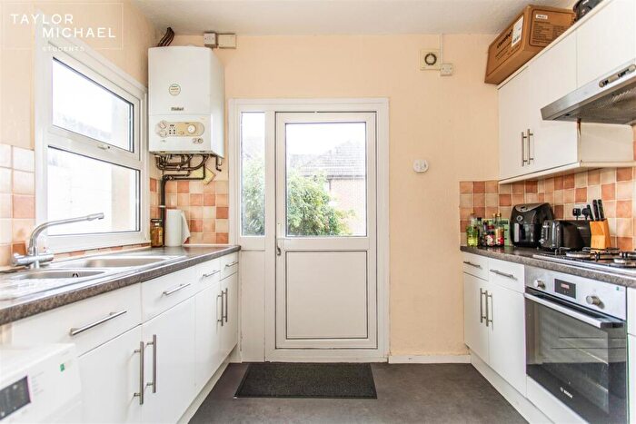 5 Bedroom Terraced House To Rent In Whippingham Road, Brighton, BN2