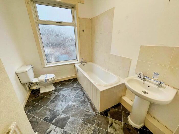 3 Bedroom Terraced House For Sale In Stephen Street South, Bury, BL8