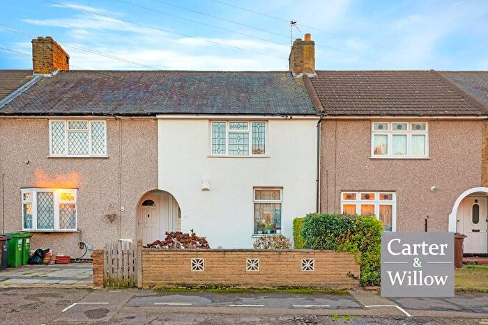 2 Bedroom Terraced House For Sale In Fitzstephen Road, Dagenham, RM8