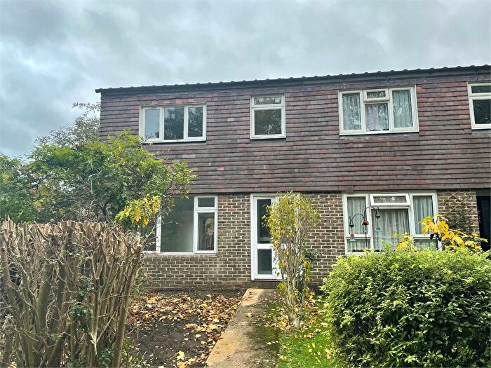 3 Bedroom End Of Terrace House To Rent In Lincoln Walk, West Ewell, Epsom, KT19