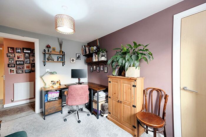 2 Bedroom Flat For Sale In Devonshire Road, Eccles, M30