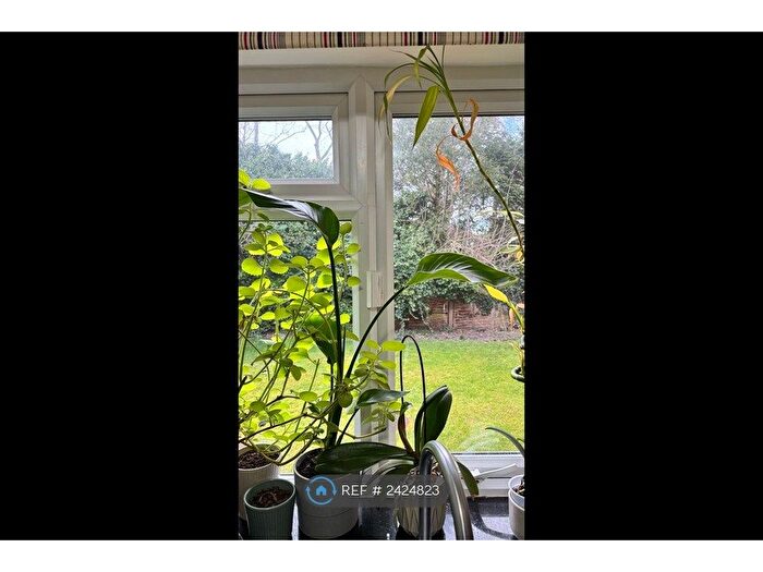 1 Bedroom Maisonette To Rent In Whisperwood Close, Harrow, HA3