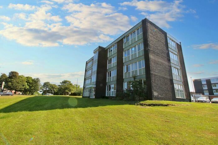 2 Bedroom Flat To Rent In St. Keverne Square, Kenton, Newcastle Upon Tyne, Tyne And Wear, NE5
