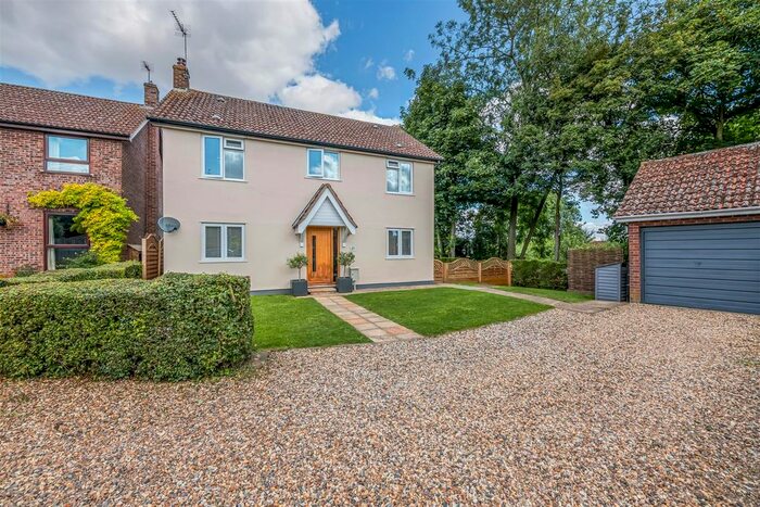 4 Bedroom Detached House For Sale In Meadow Close, Felsham, Bury St. Edmunds IP30