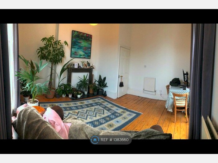 2 Bedroom Flat To Rent In Stamford Grove West, London, N16