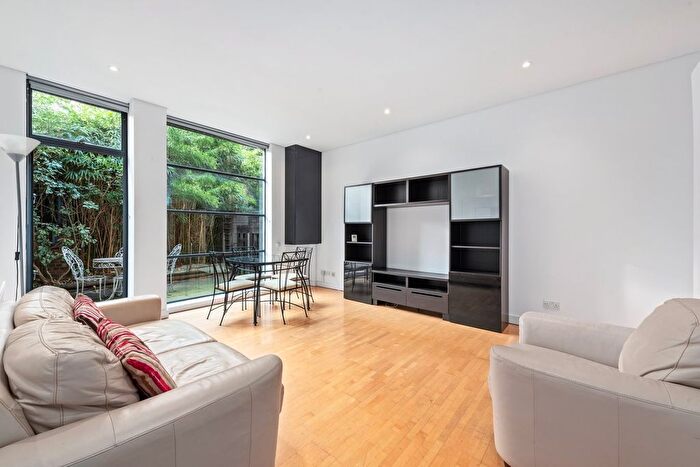 1 Bedroom Flat To Rent In Evershed Walk, Chiswick, London, W4