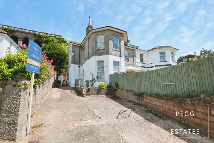 3 Bedroom Flat For Sale In St. Efrides Road, Torquay, TQ2