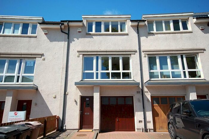 4 Bedroom Terraced House To Rent In Queens Crescent, Kepplestone, Aberdeen, AB15