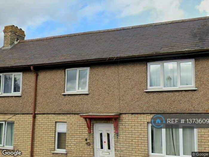 4 Bedroom Semi-Detached House To Rent In Hartford Road, Huntingdon, PE29