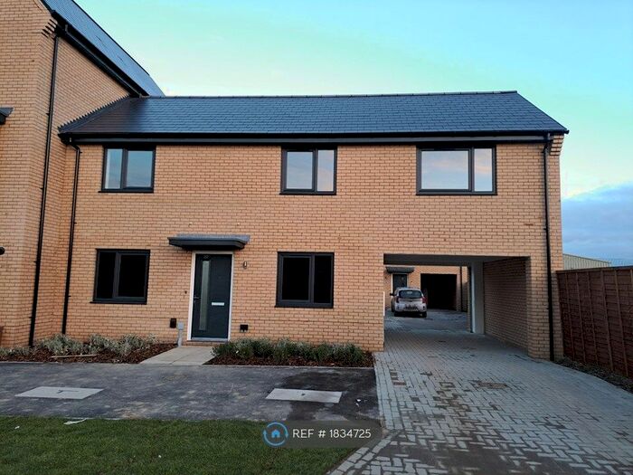 2 Bedroom End Of Terrace House To Rent In Nearne Way, Folkestone, Kent, CT20