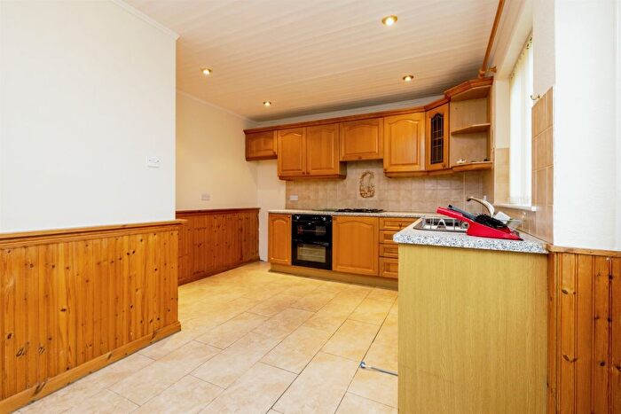 2 Bedroom Detached Bungalow For Sale In Dellfield Avenue, Lincoln, LN6