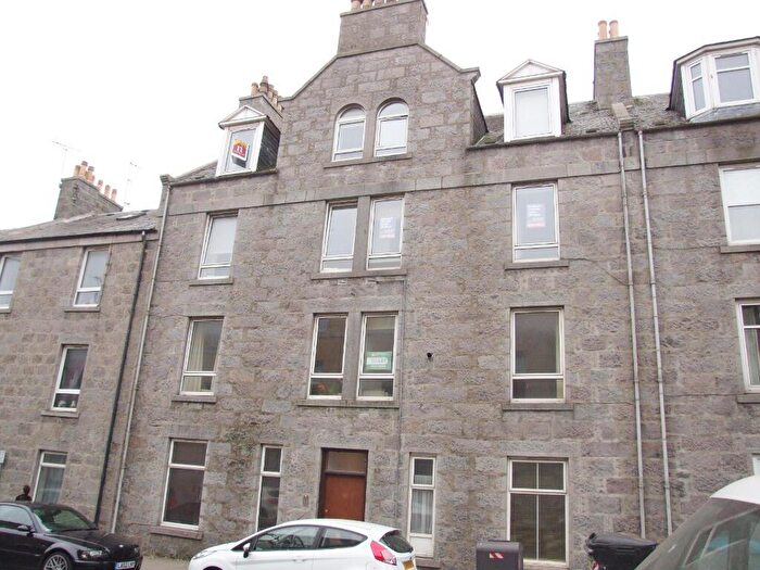 1 Bedroom Flat To Rent In Portland Street, The City Centre, Aberdeen, AB11
