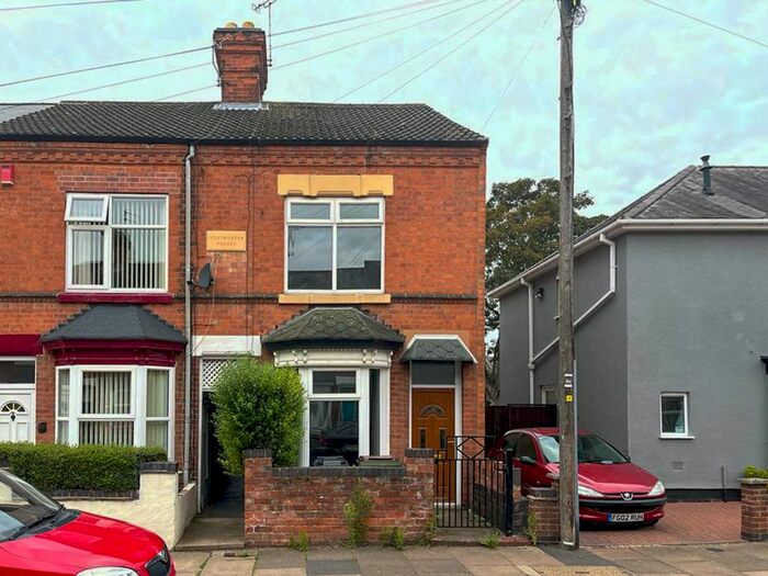 3 Bedroom End Of Terrace House To Rent In Fairfield Street, Wigston, LE18