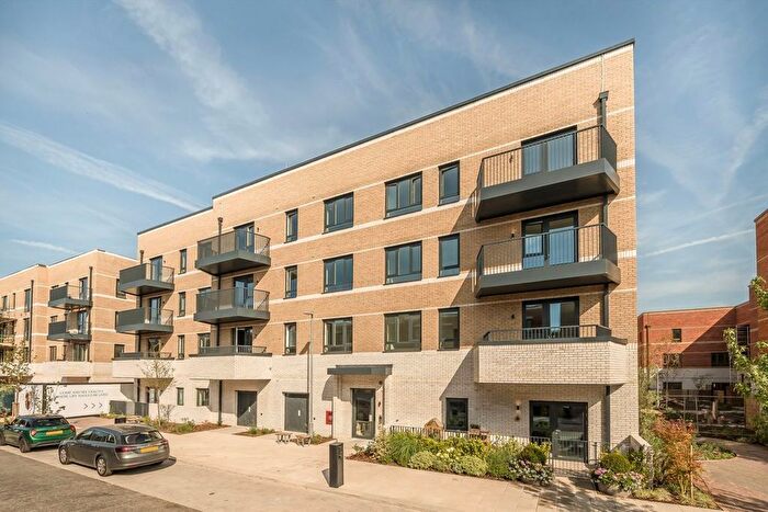 2 Bedroom Flat To Rent In Rose Square, Twickenham, TW2