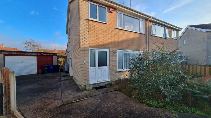 3 Bedroom House To Rent In Shelley Grove, Doncaster, DN5