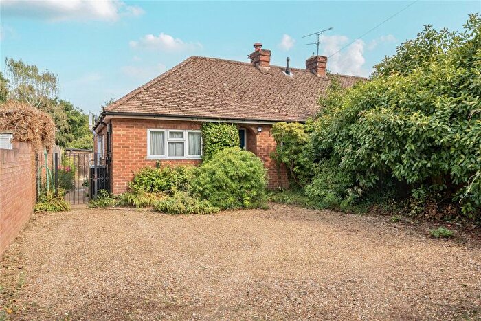 2 Bedroom Bungalow For Sale In Potters Lane, Send, Surrey, GU23