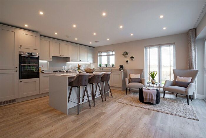 5 Bedroom Detached House For Sale In Ham Road, Faversham Lakes, Faversham, Kent, ME13