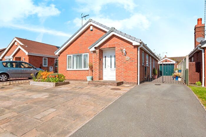 3 Bedroom Detached Bungalow For Sale In Aspen Close, Tuxford, Newark, NG22