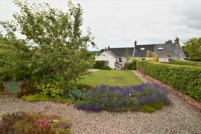 5 Bedroom Semi-Detached House For Sale In High Street, Halberton, Tiverton, Devon, EX16